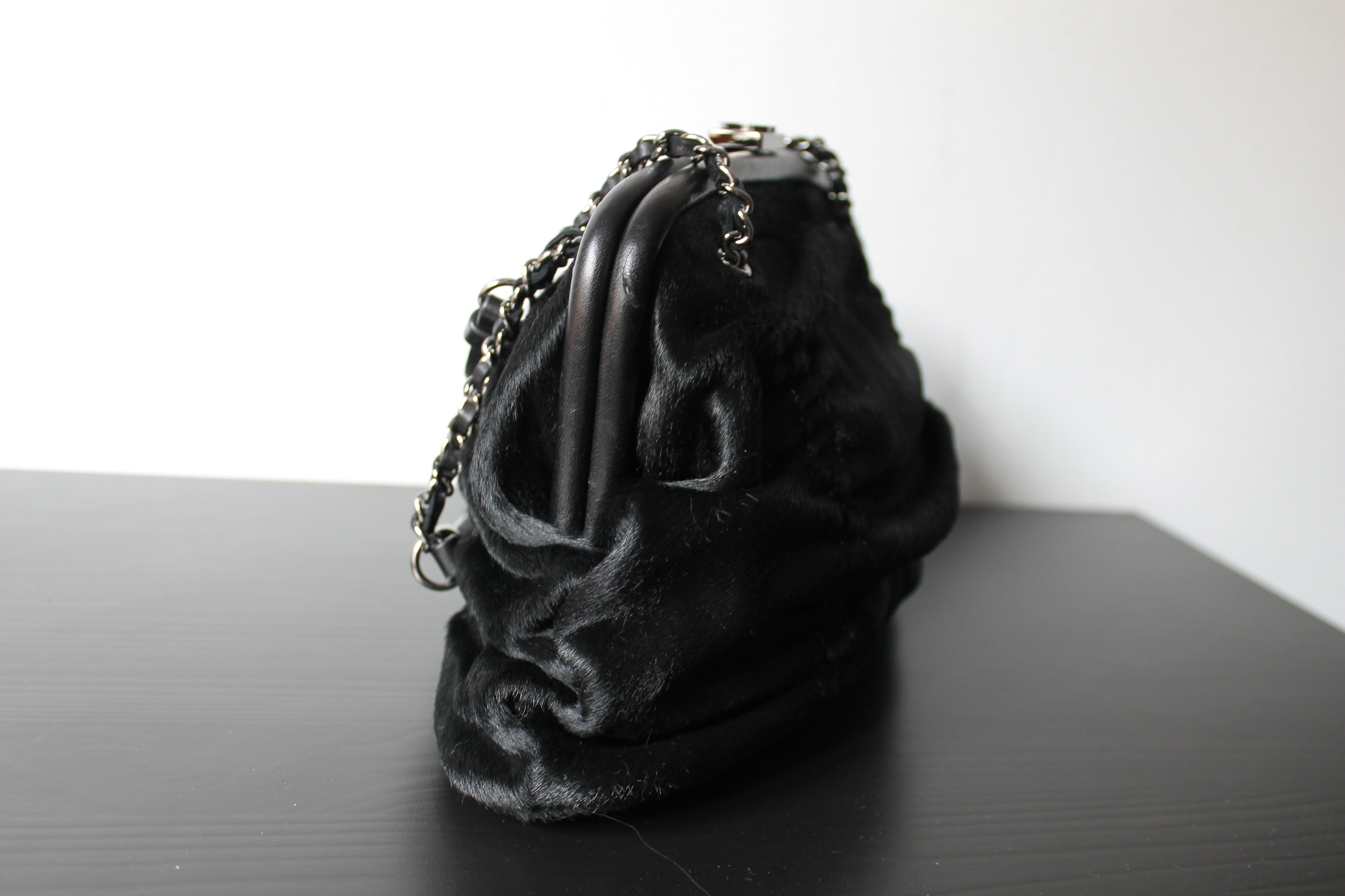 Chanel sac à main années 2000 en cuir