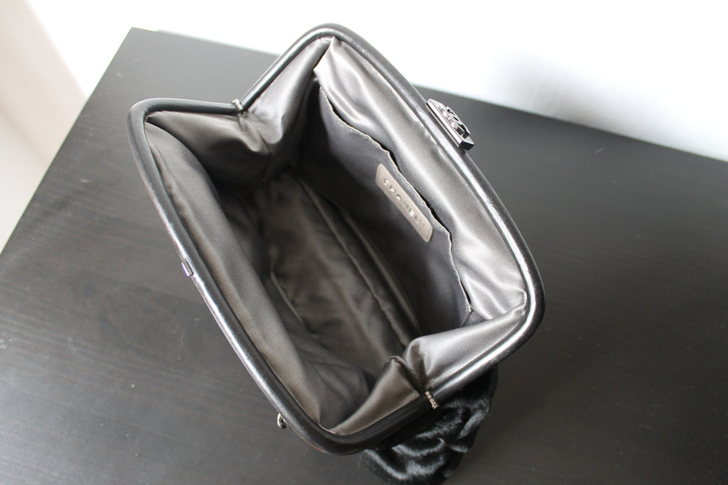 Chanel sac à main années 2000 en cuir