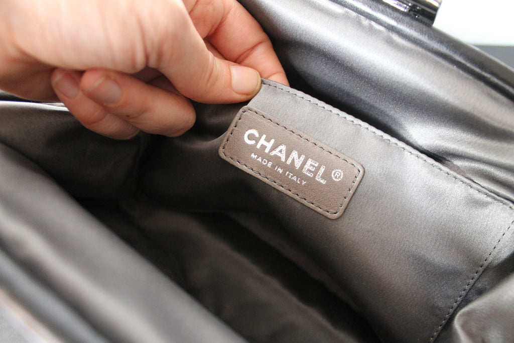 Chanel sac à main années 2000 en cuir