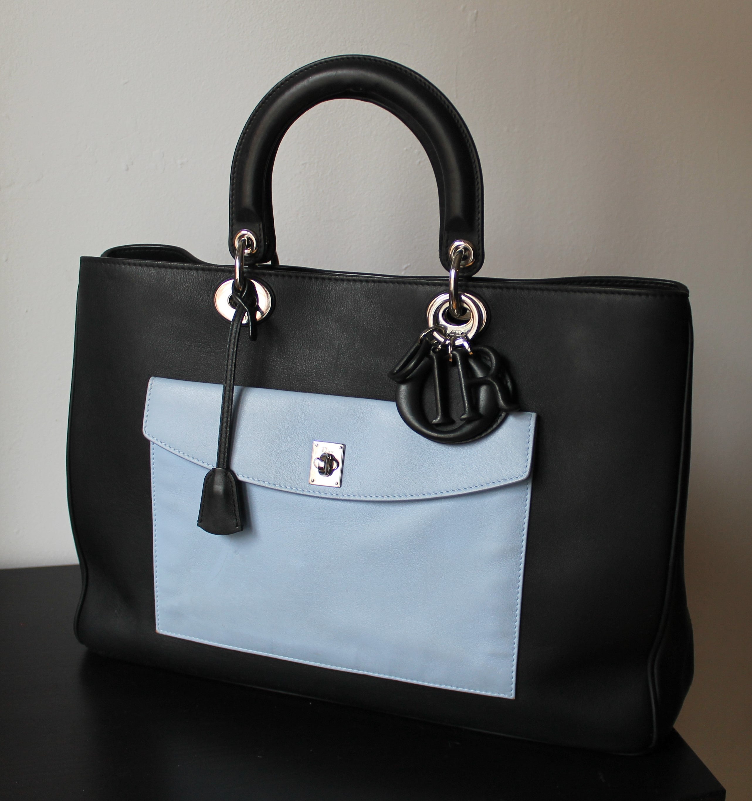 Dior sac à main Lady Dior modèle large pocket tricolore