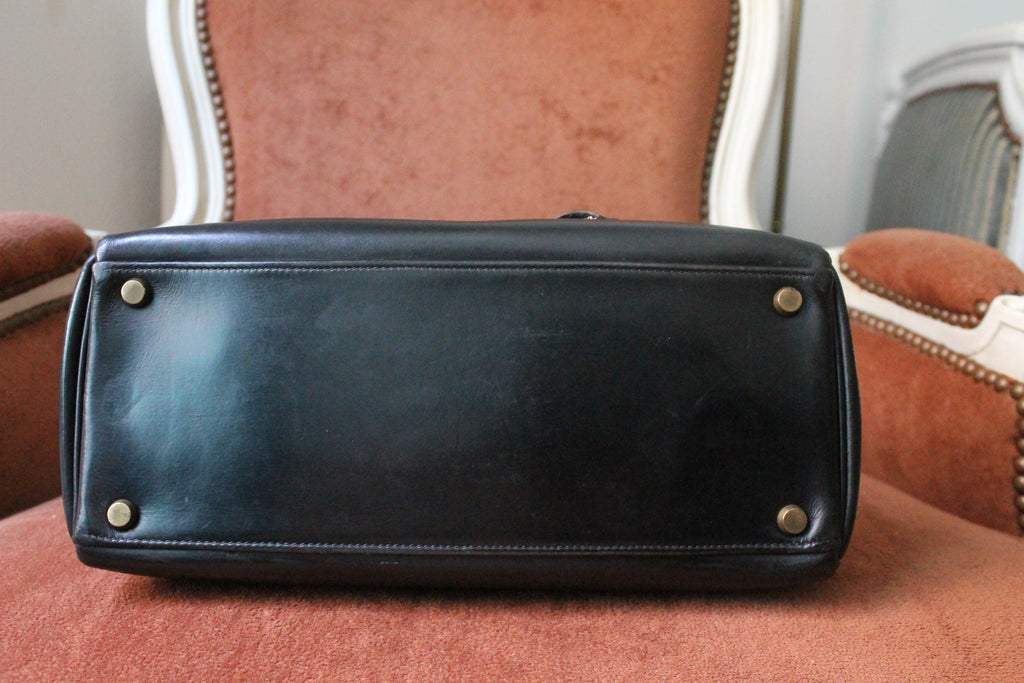 Hermès sac à main modèle Kelly 28 en cuir box retourné noir