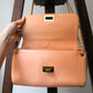 Sac à main Chanel modèle 2.55 en cuir rose collection 2002 - 2003