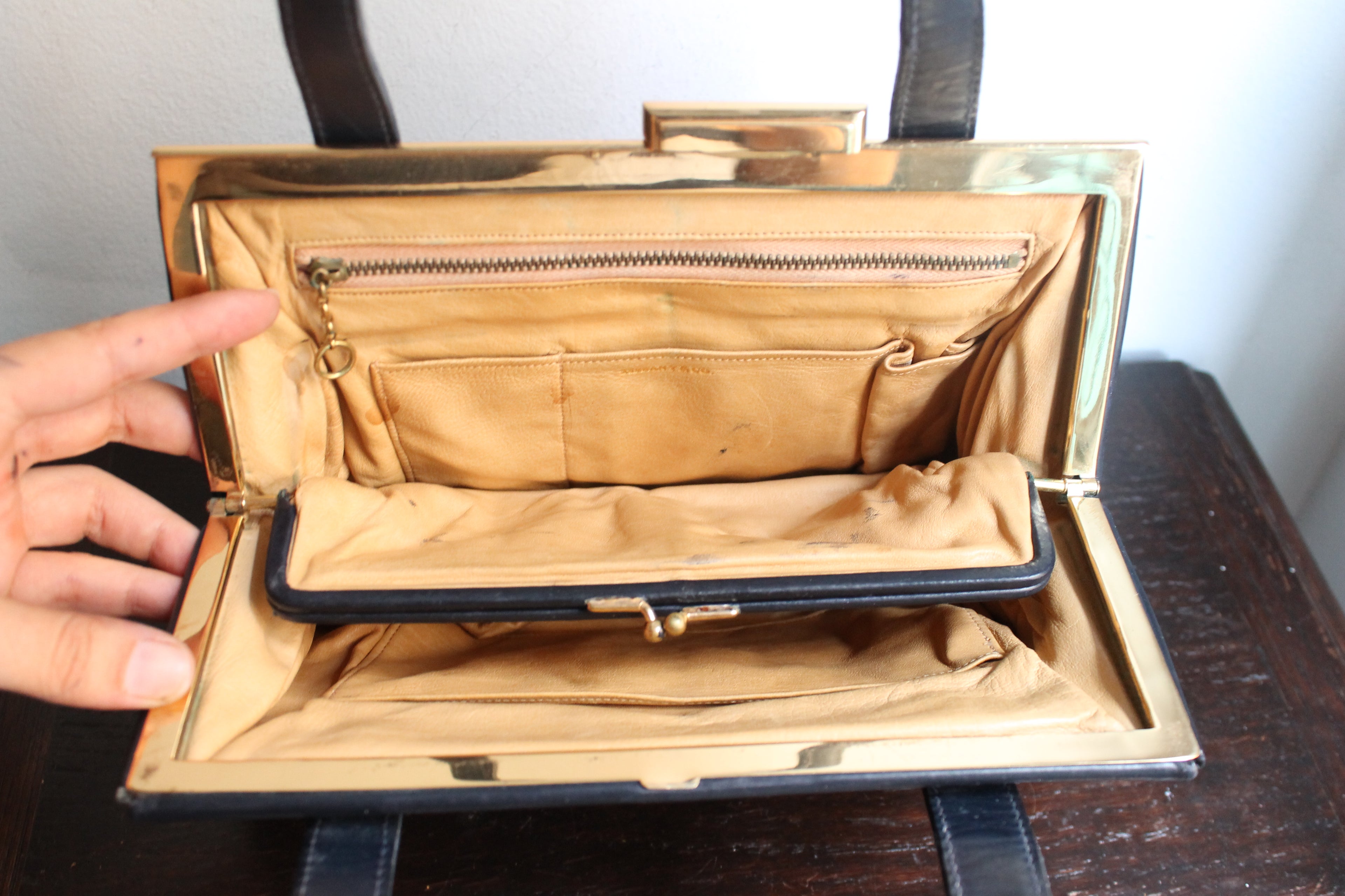 Tiffany & Co sac à main vintage années 1950-1960 en cuir bleu marine