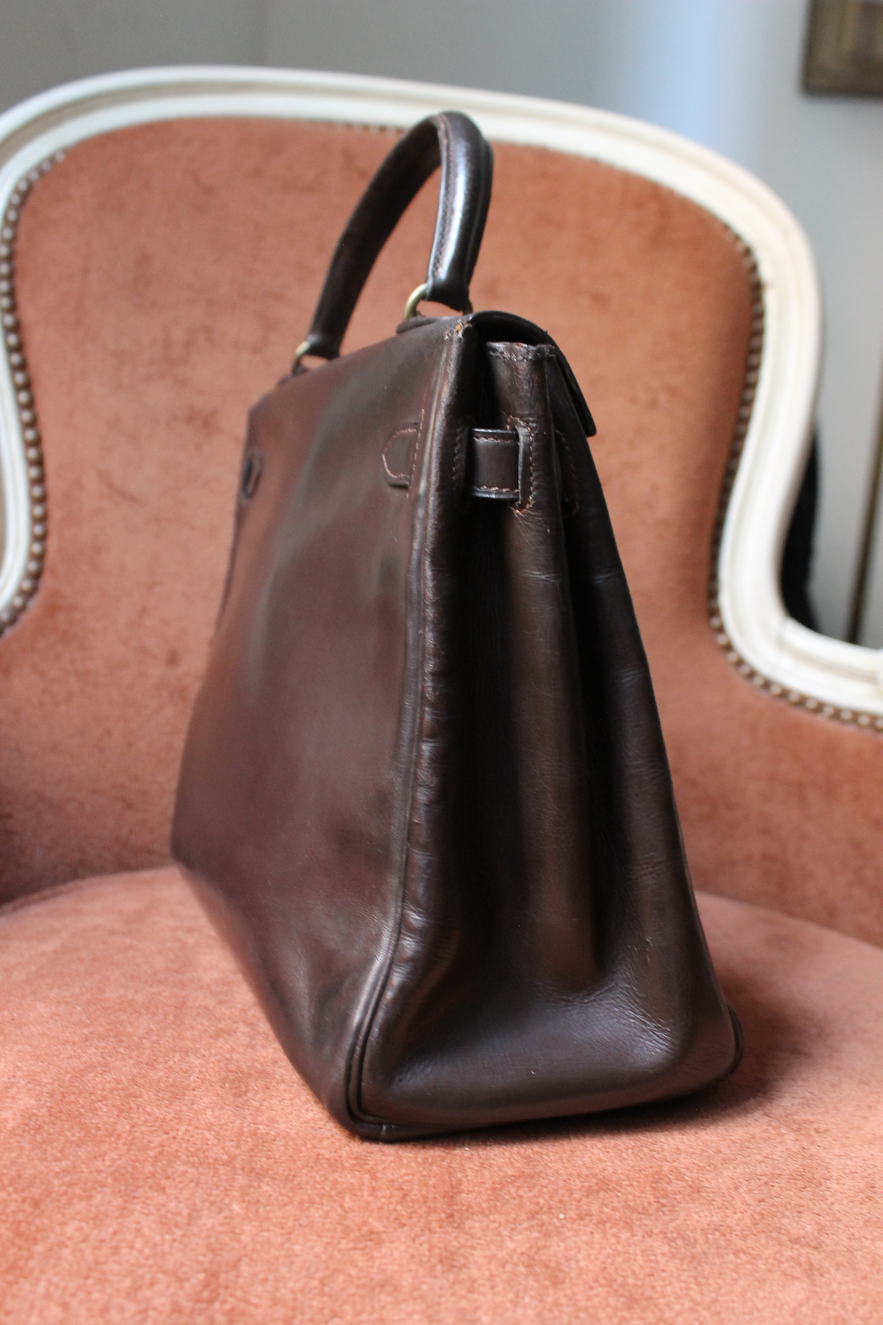 Hermès sac à main modèle Kelly 32 en cuir box marron