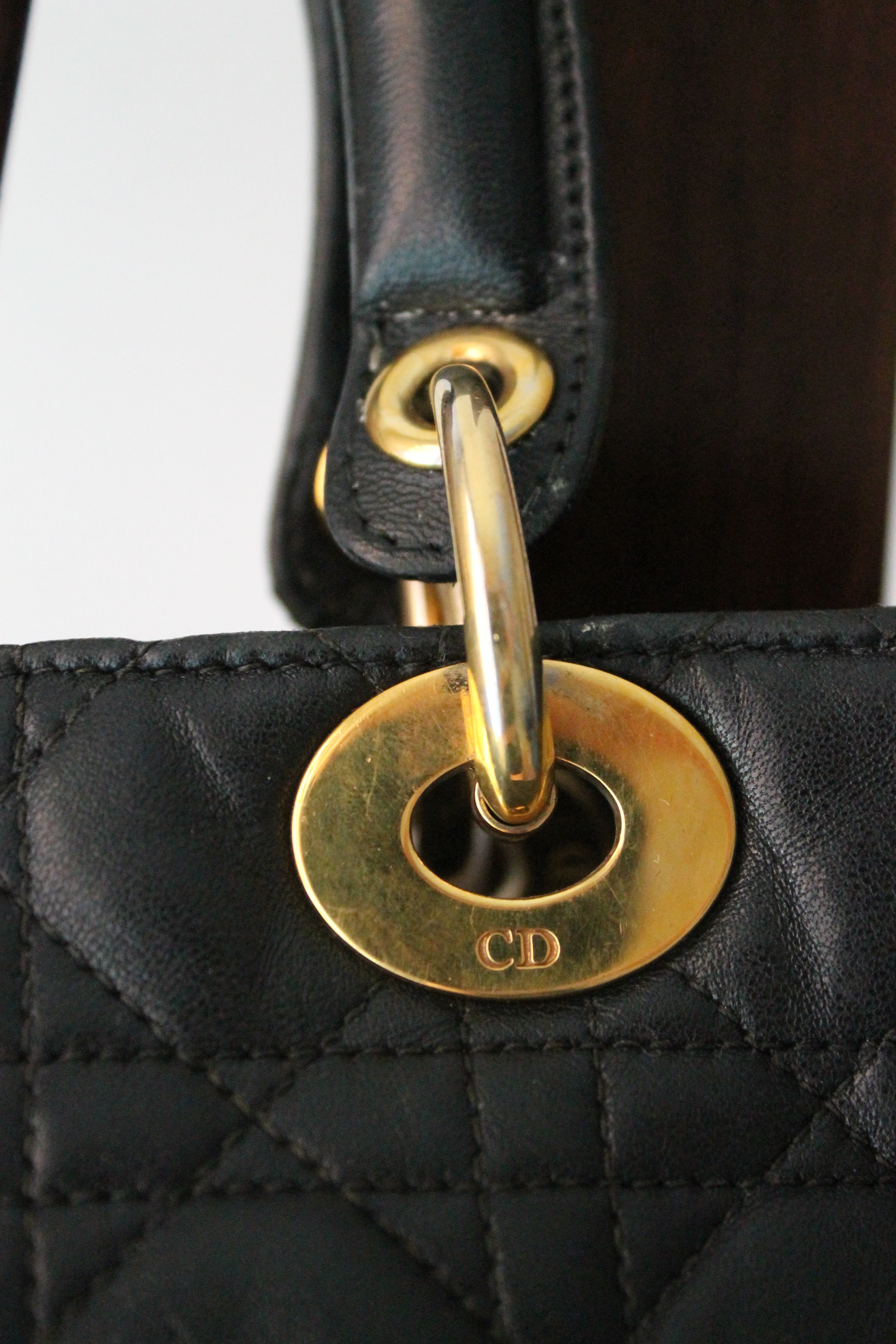 Dior sac à main modèle Lady Dior en cuir noir