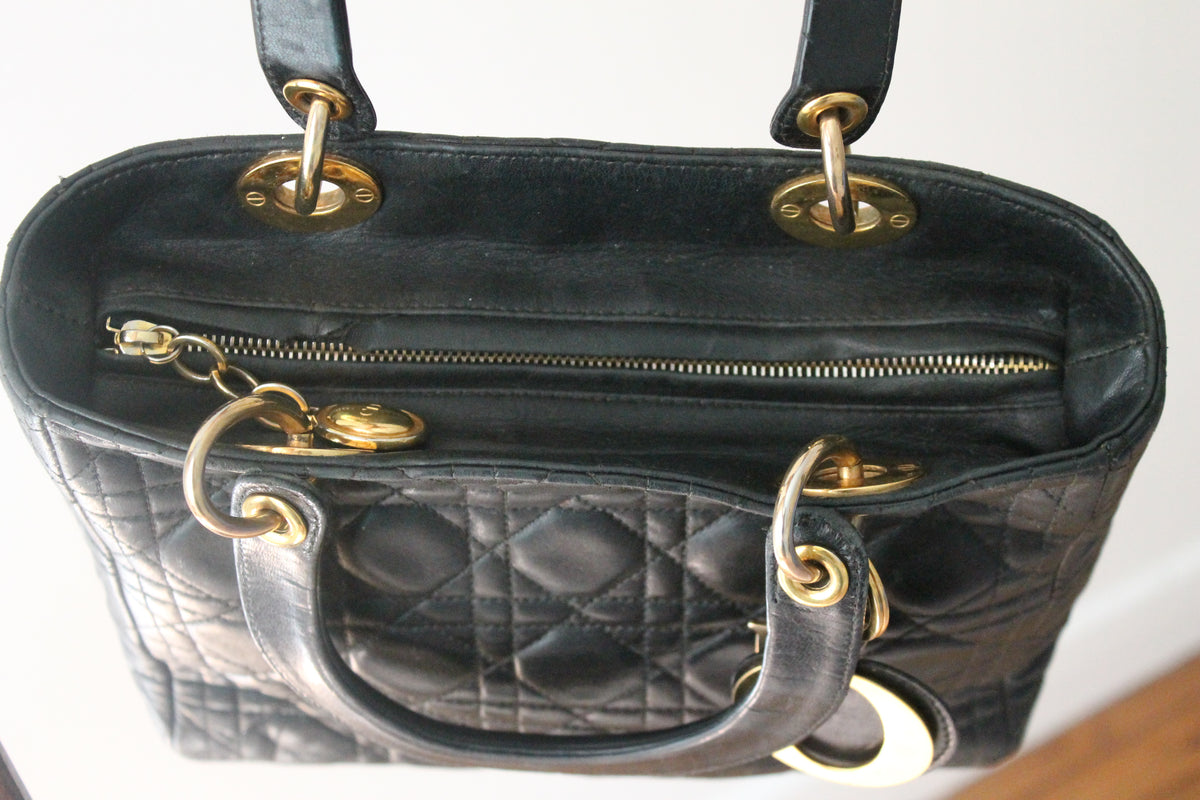 Dior sac à main modèle Lady Dior en cuir noir