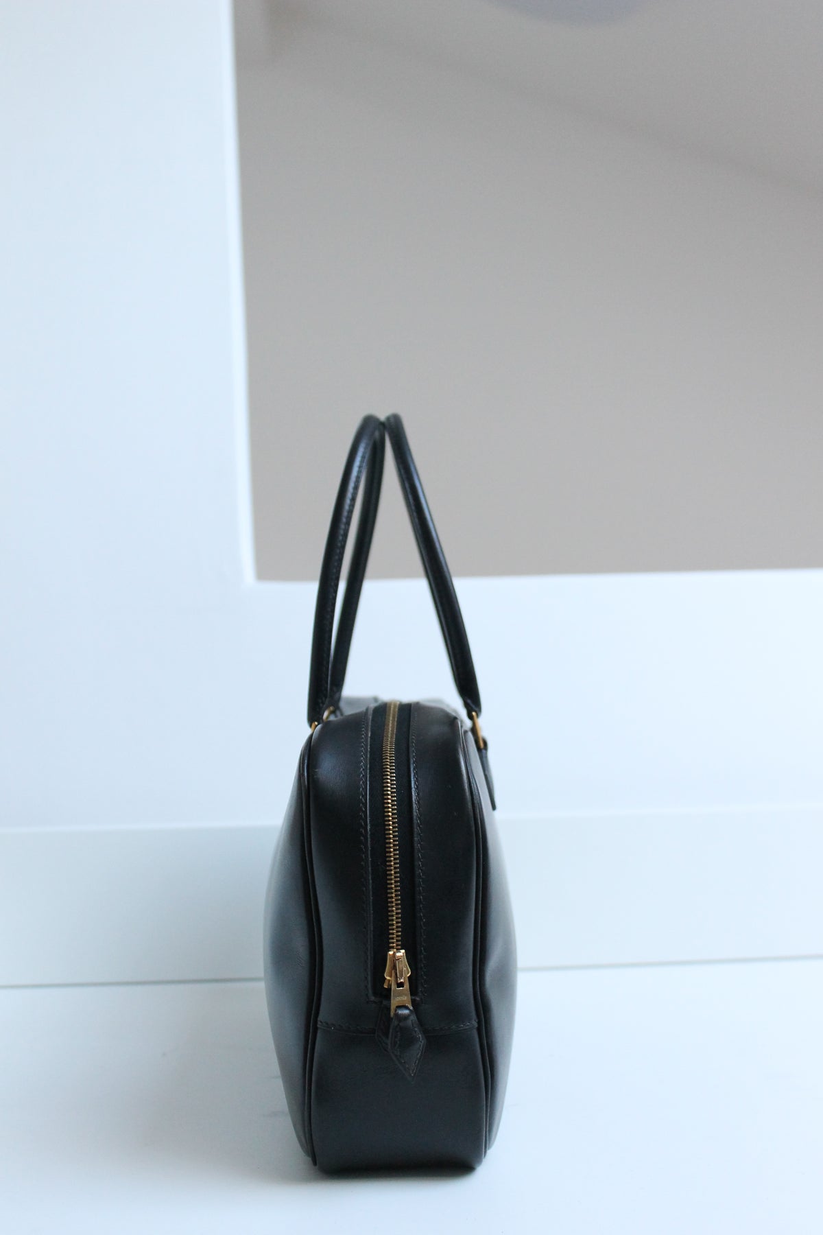 Hermès sac à main modèle Plume en cuir noir
