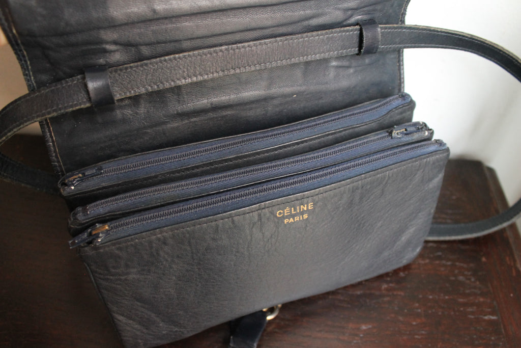 Céline sac à main modèle "Trio" vintage en cuir bleu marine