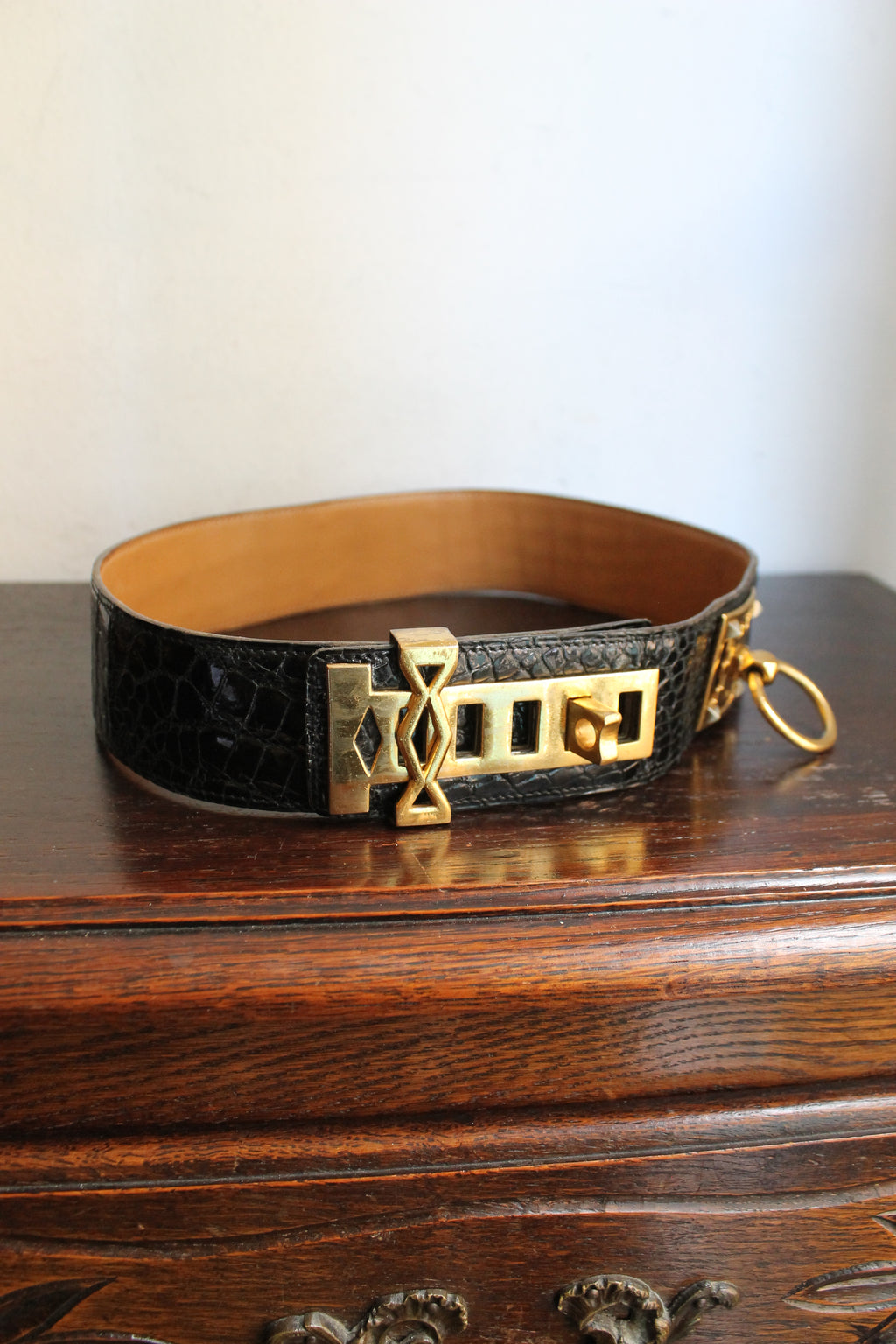 Hermès ceinture modèle "Collier de Chien" Médor en cuir de crocodile noir verni