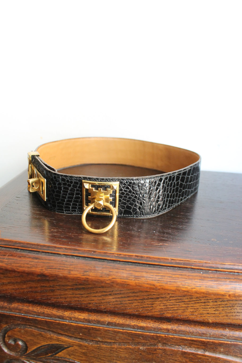 Hermès ceinture modèle "Collier de Chien" Médor en cuir de crocodile noir verni