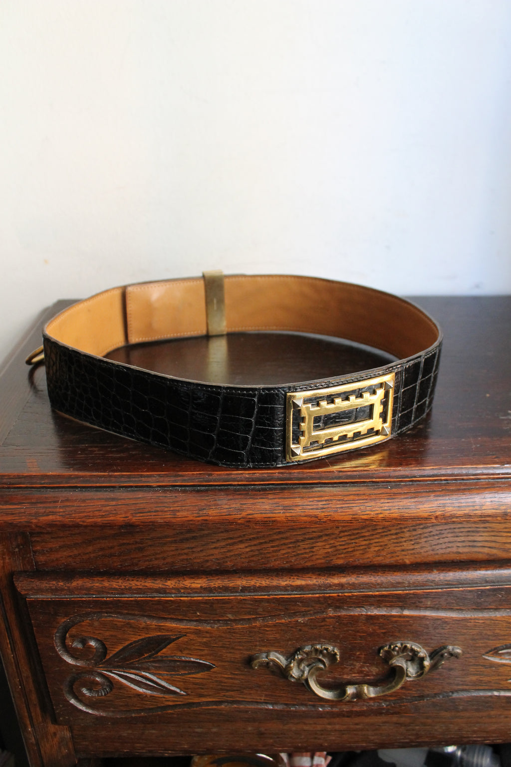 Hermès ceinture modèle "Collier de Chien" Médor en cuir de crocodile noir verni