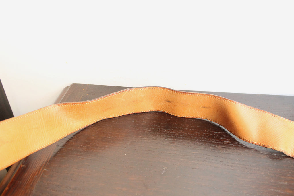 Hermès ceinture taille haute en cuir noir trois boutons en métal doré