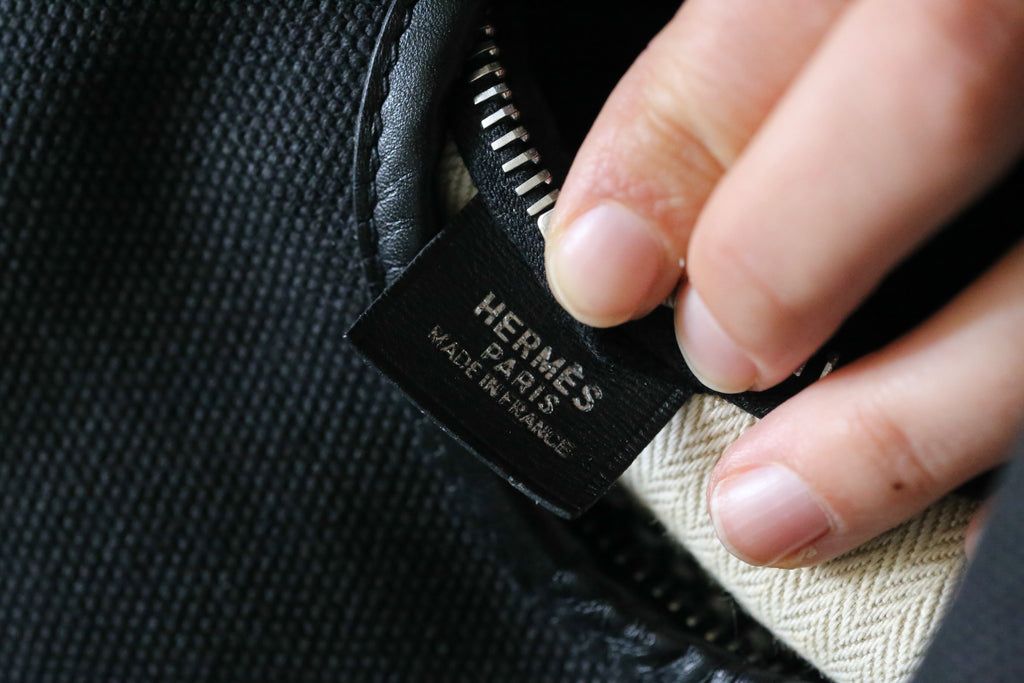 Hermès sac à main modèle Massaï en cuir et toile