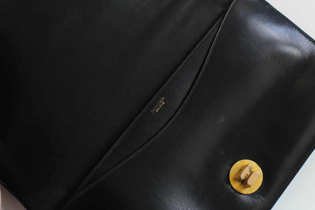 Hermès sac à main modèle ring en box noir