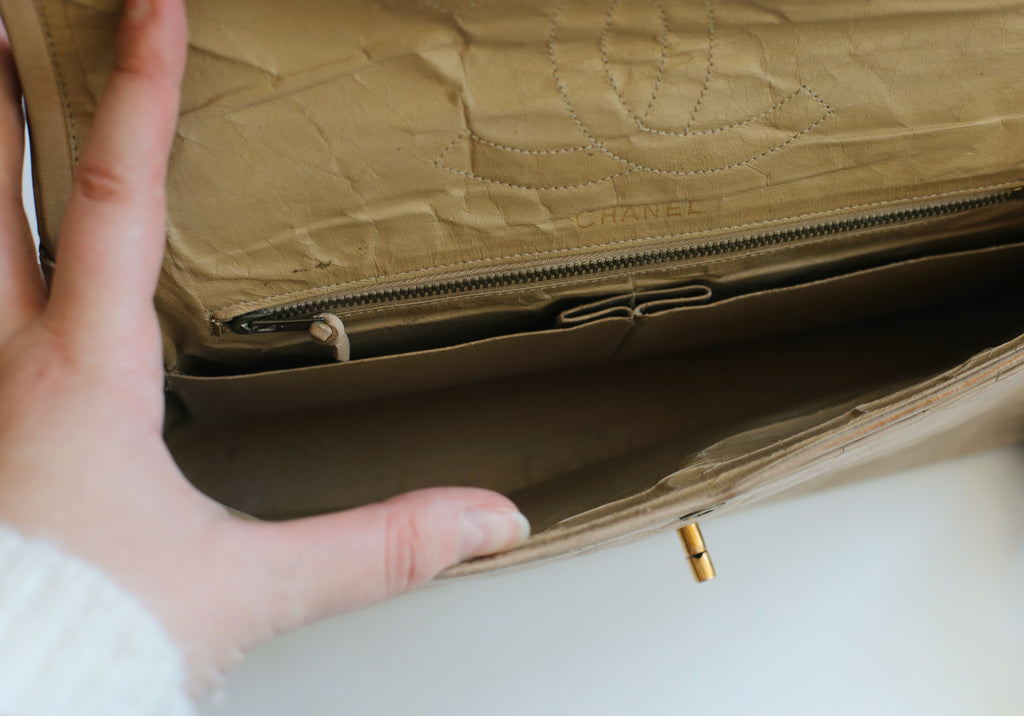 Chanel sac à main vintage modèle 2.55 en cuir beige