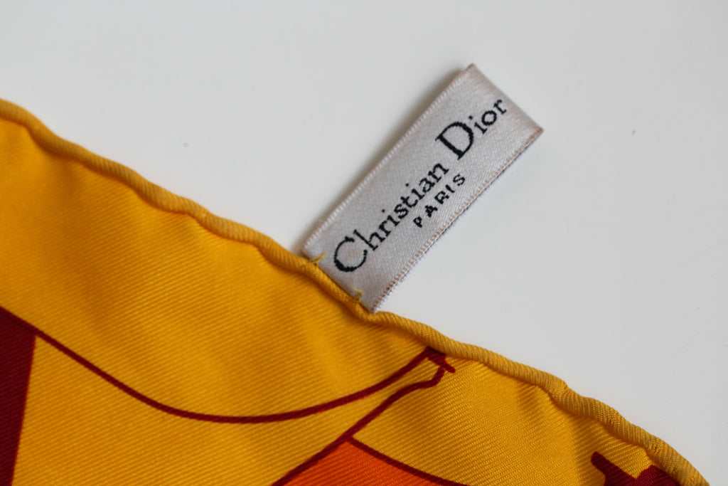 Dior carré en soie motif saddle