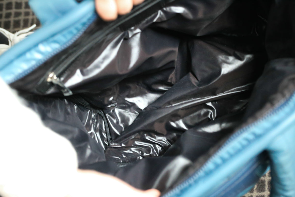 Chanel Trolley Cocoon en nylon bleu et cuir