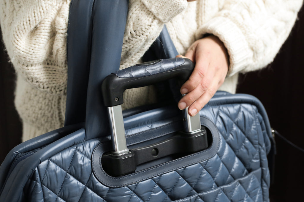 Chanel Trolley Cocoon en nylon bleu et cuir