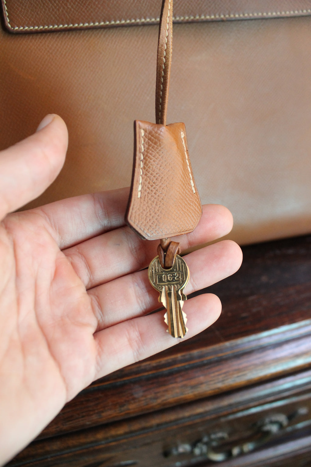 Hermès sac à main modèle Kelly Sellier 32 epsom gold