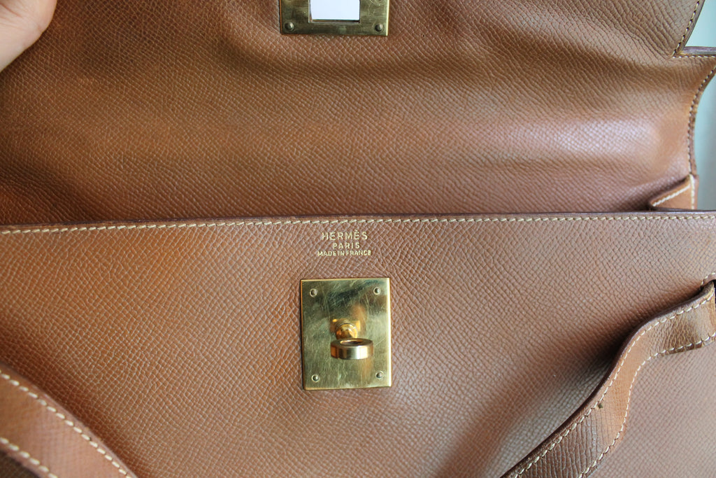 Hermès sac à main modèle Kelly Sellier 32 epsom gold