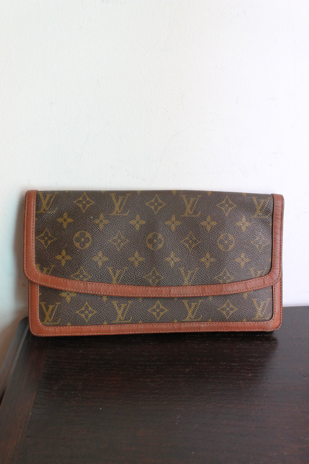 Louis Vuitton pochette modèle Florentine vintage