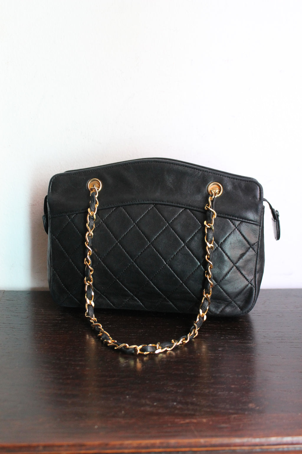 Chanel sac à main en cuir noir matelassé