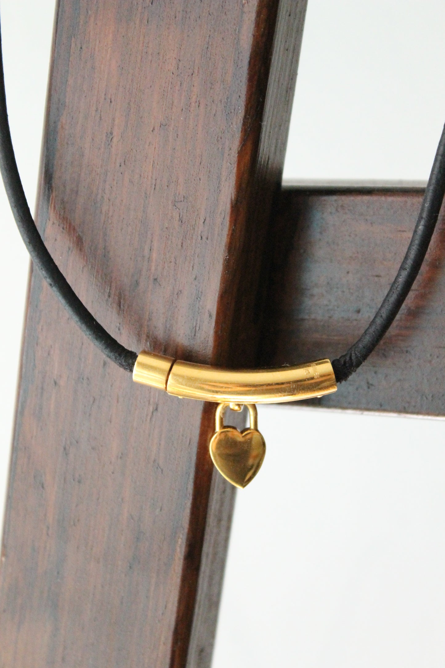 Hermès collier à breloque coeur cadenas plaqué or