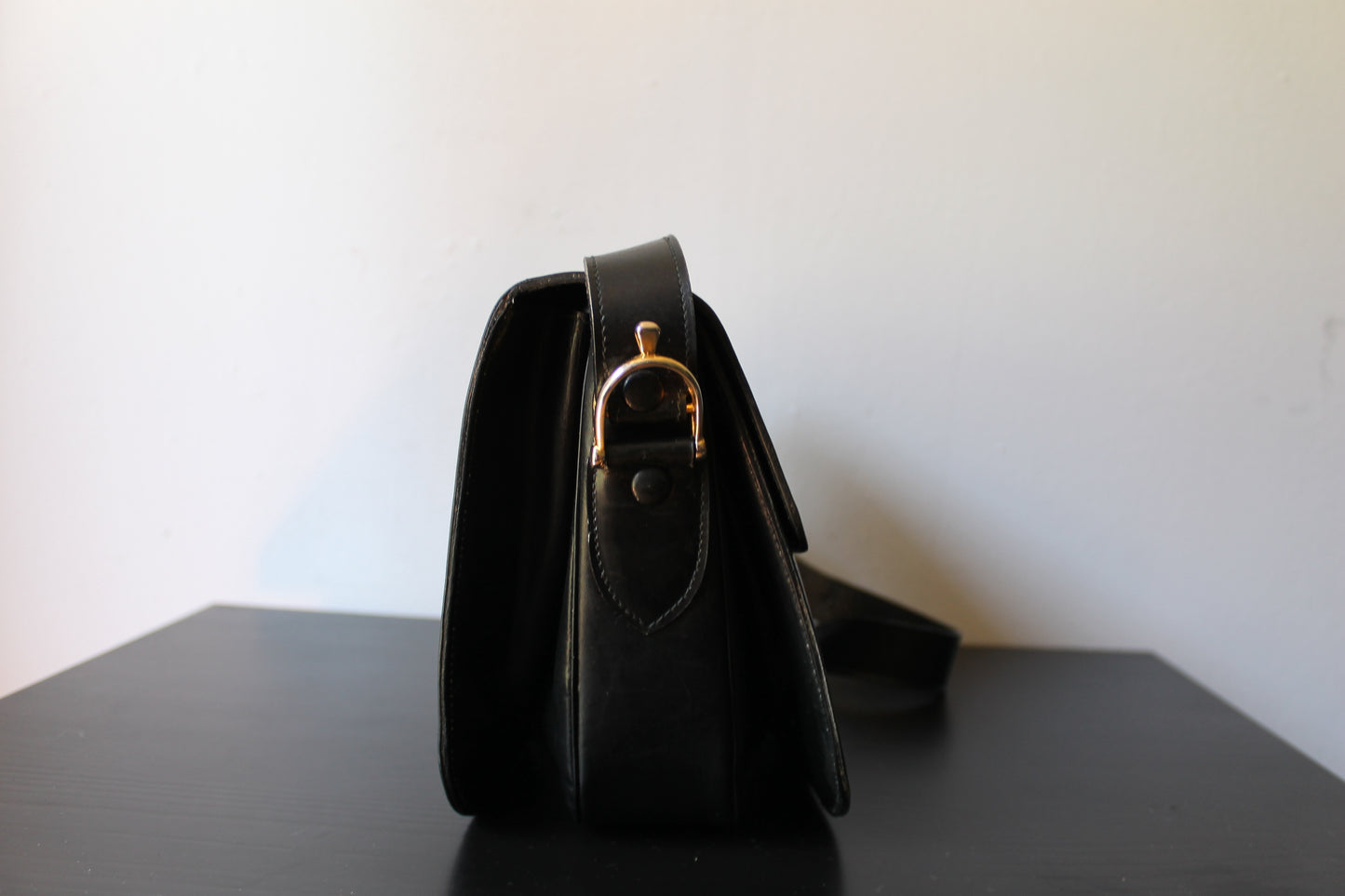 Céline sac à main modèle triomphe en cuir