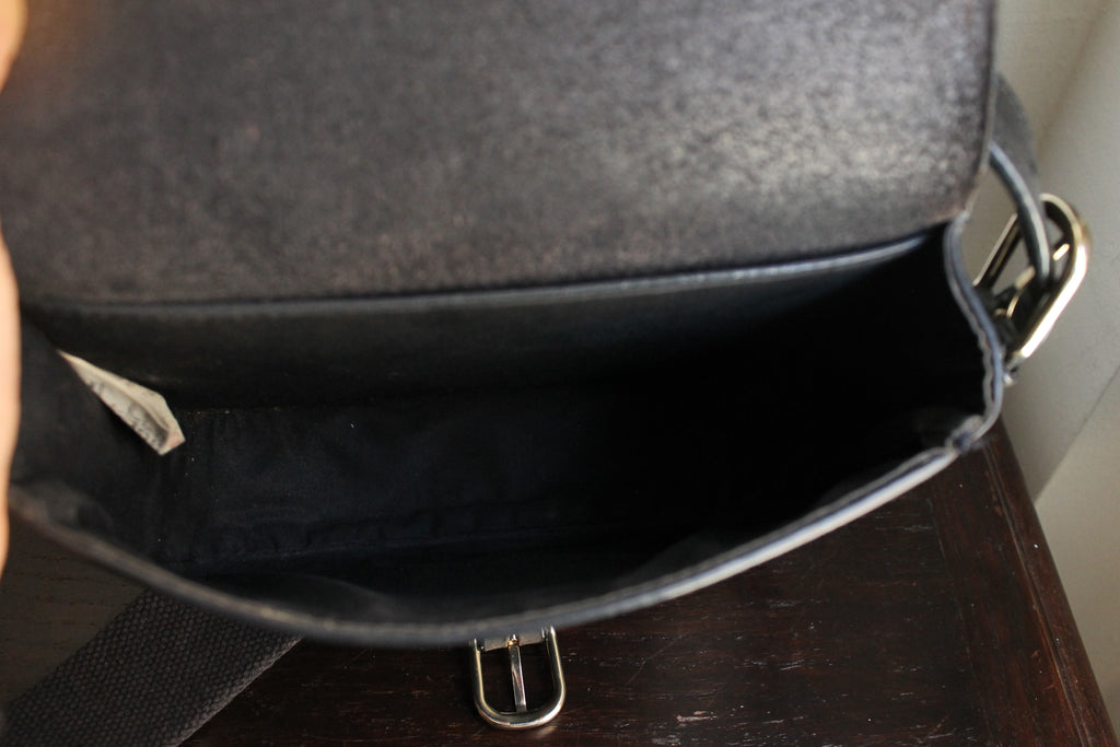 Soeur sac à main en cuir noir