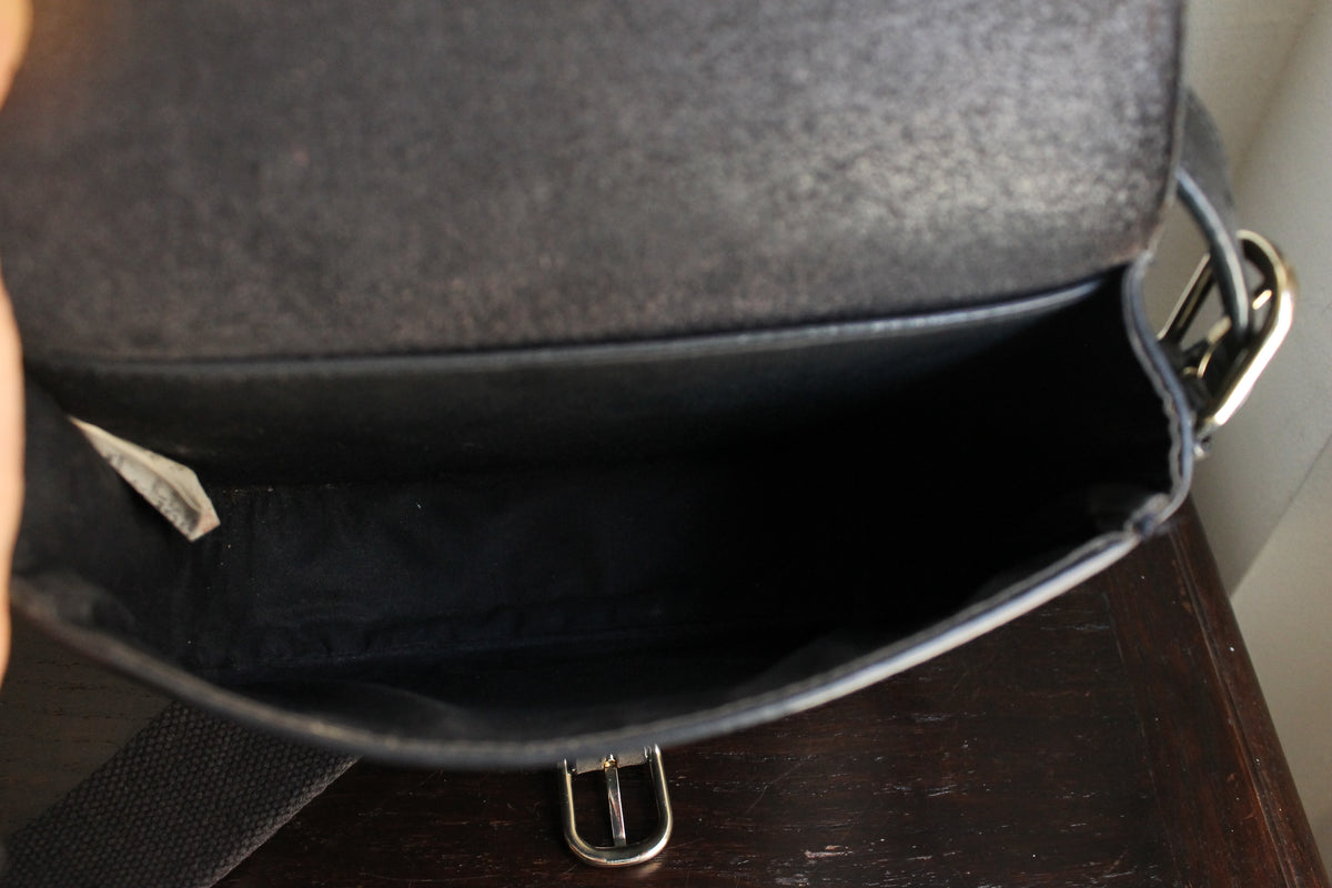 Soeur sac à main en cuir noir