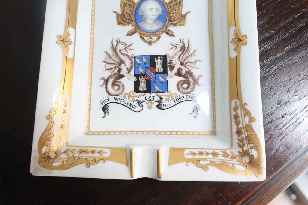 Hermès vide-poche en porcelaine de Limoges représentant le Marquis de Montcalm
