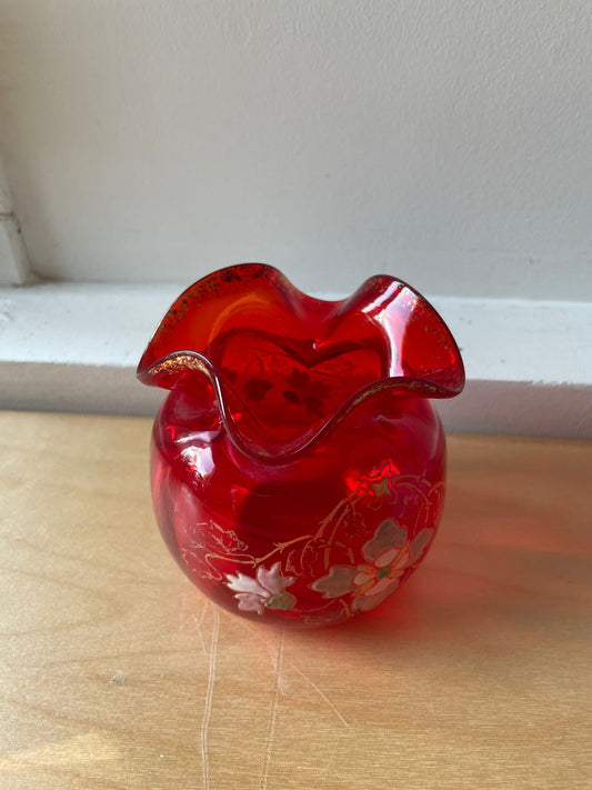 Vase Legras modèle mérovée rouge grenadine fin XIXe siècle