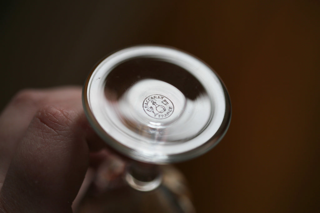 Suite de six verres à pieds en cristal de la maison Baccarat