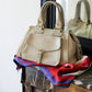 Céline sac à main couleur crème en cuir motif triomphe